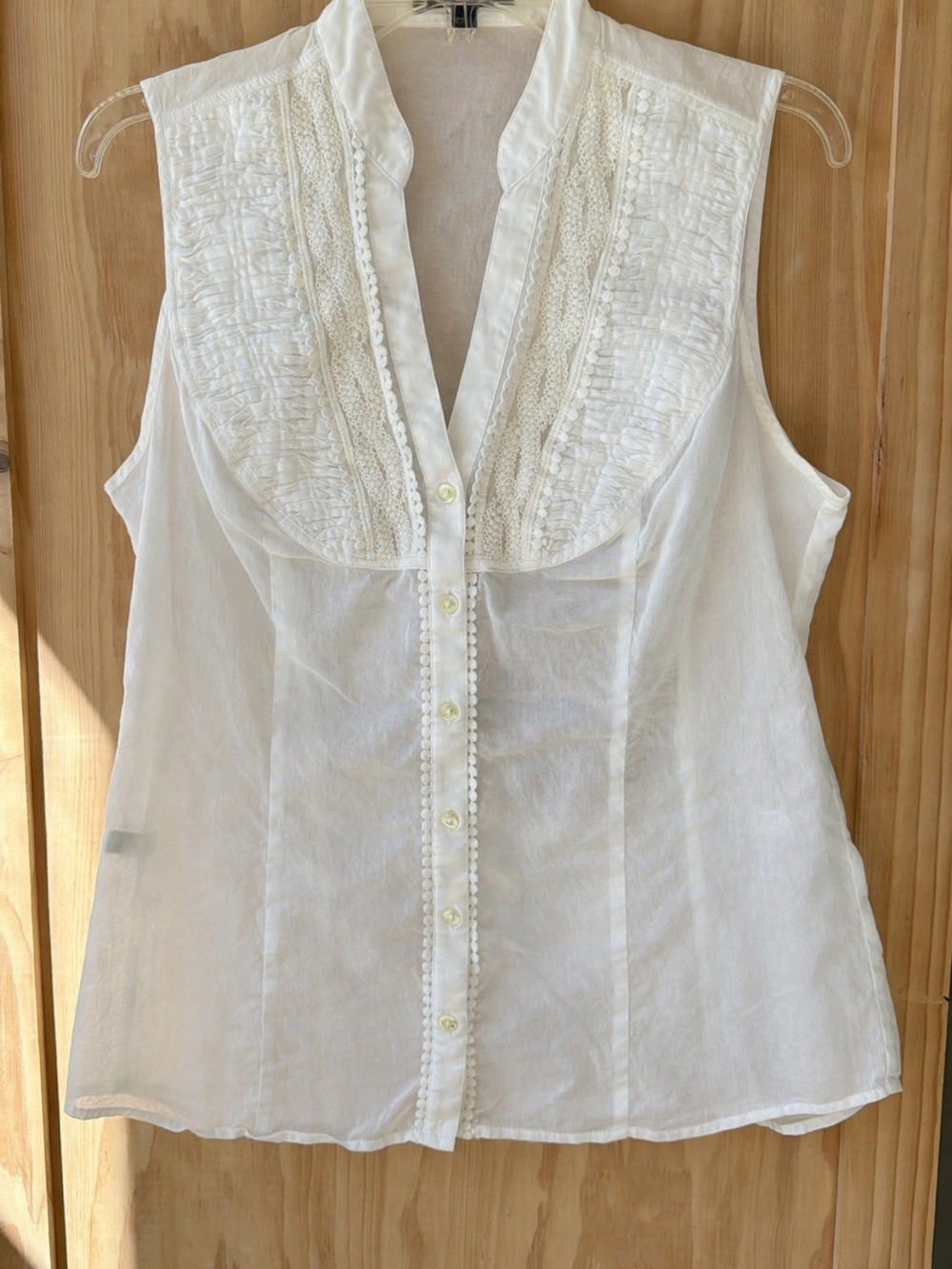 Express White Sleeveless Button-Front Lace Trim Top
